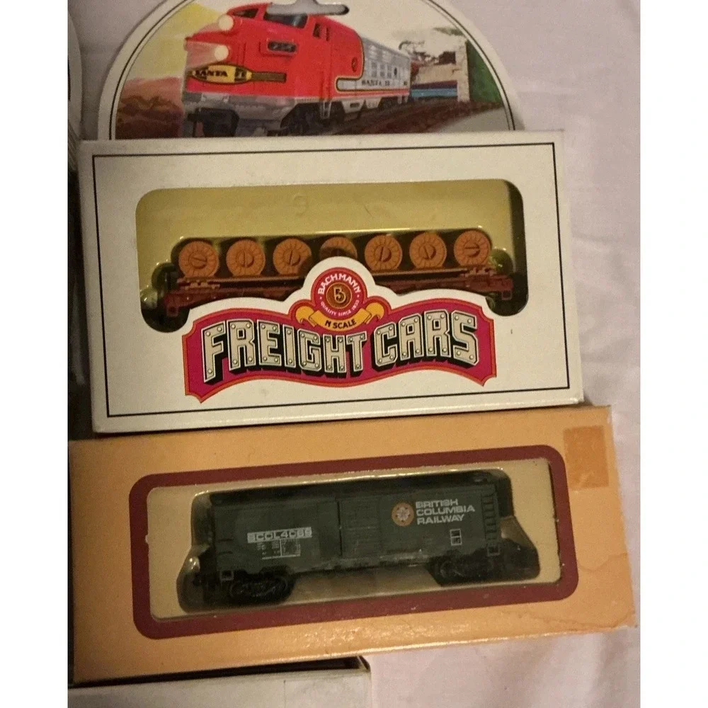 Lot Of 10 N Scale Frieght Cars, Tankers, Hoppers, Box‎ Cars, Bachmann #1